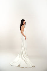 Low Back Fitted Curved Neckline Wedding Dress