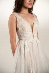 Deep Neckline Sleeveless Tulle Wedding Gown with Floral Embroidery